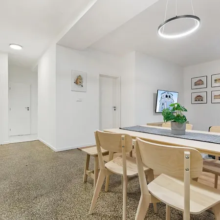 דירה Touch 2 Bedroom