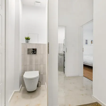 Touch 2 Bedroom ברטיסלאבה