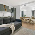 Touch 2 Bedroom 아파트 브라티슬라바