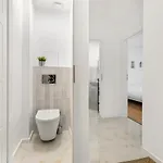 Touch 2 Bedroom 브라티슬라바